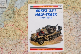 OPNV.025  Sd.Kfz.251 Half-Track 1930-1945